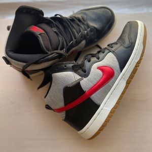 Nike SD Dunk High Pro Black university and red